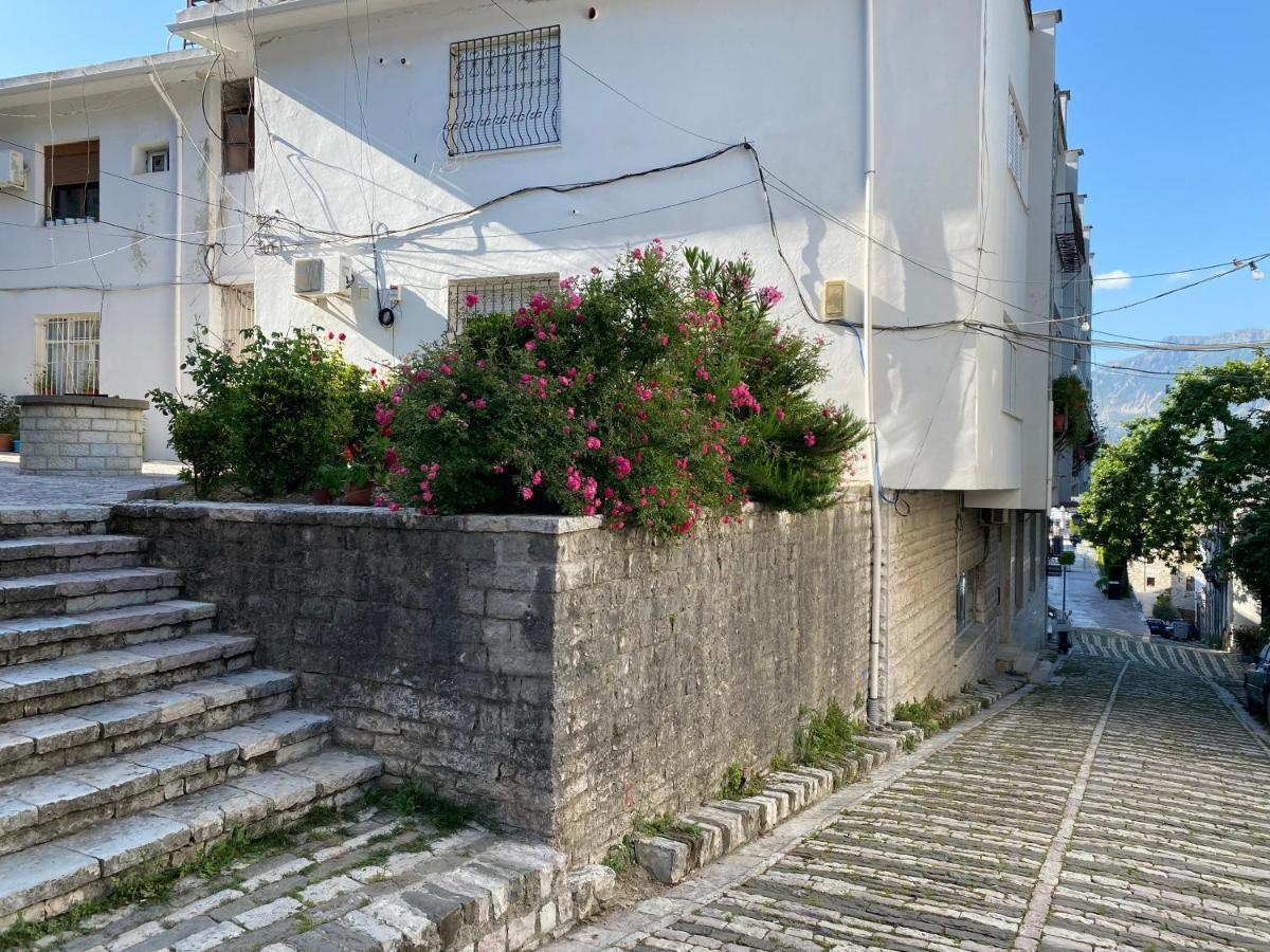 Ballo Apartments Gjirokaster Ngoại thất bức ảnh
