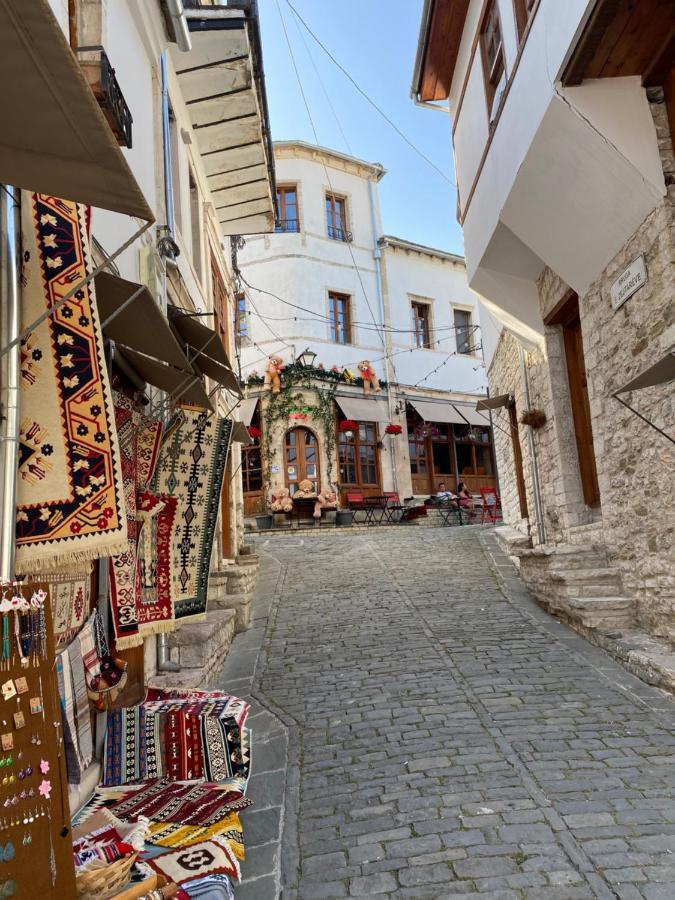 Ballo Apartments Gjirokaster Ngoại thất bức ảnh