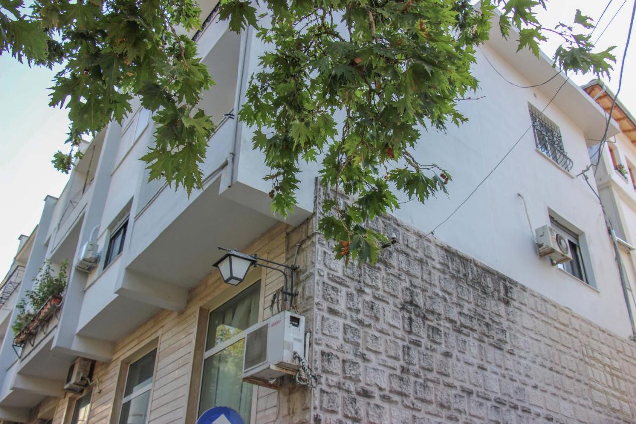 Ballo Apartments Gjirokaster Ngoại thất bức ảnh