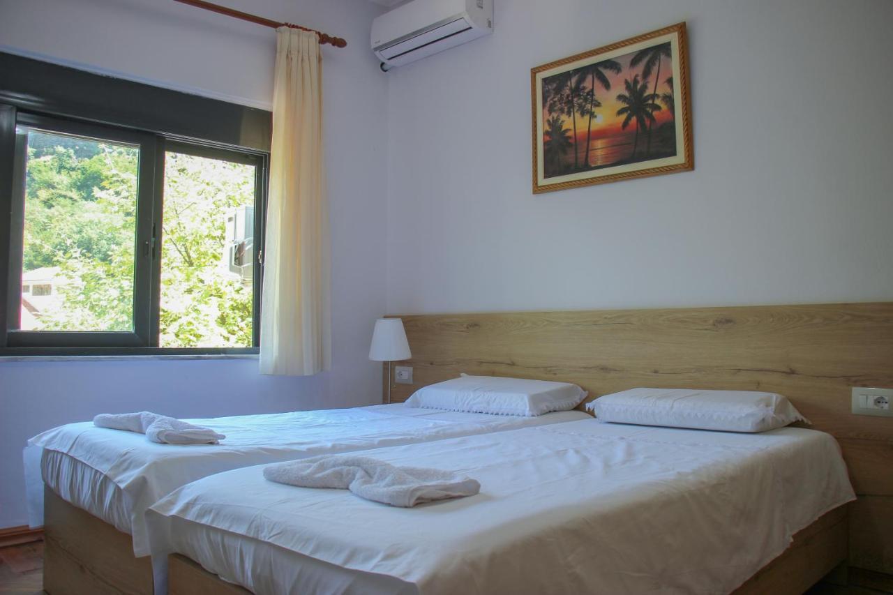 Ballo Apartments Gjirokaster Ngoại thất bức ảnh