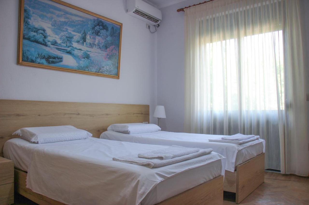 Ballo Apartments Gjirokaster Ngoại thất bức ảnh