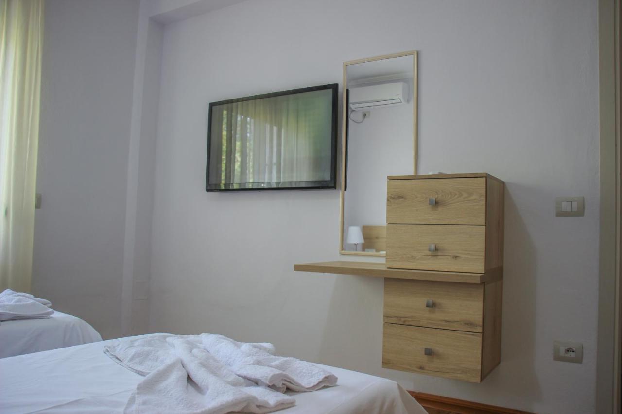 Ballo Apartments Gjirokaster Ngoại thất bức ảnh